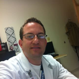 Jordan Michelena, MD, Family Medicine, Los Angeles, CA