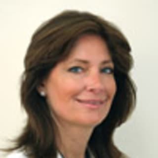 Julia Andrieni, MD, Internal Medicine, Worcester, MA