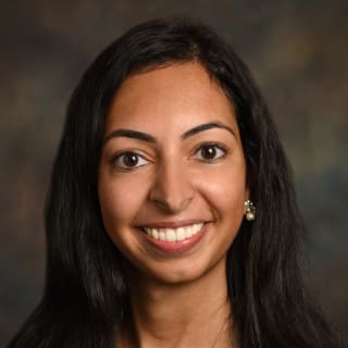 Shruti Sakhuja, MD, Pediatric Gastroenterology, Chicago, IL