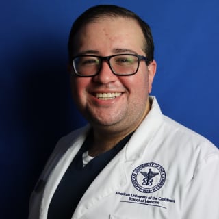 Sergio Garcia, MD, Internal Medicine, Monterey, CA