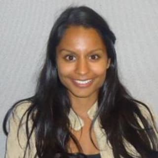 Lily Chattopadhyay, MD, Pediatrics, Los Angeles, CA