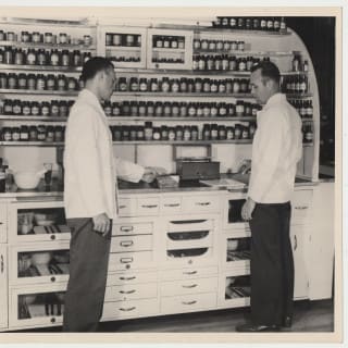 Fred Bourne, Pharmacist, Pensacola, FL