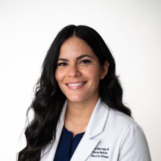 Nikita Rabelo, MD, Internal Medicine, San Juan, PR