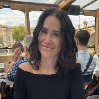 Stacey Charnes, MD