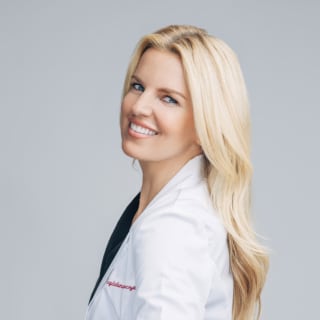 Magdalena Swierczewski, MD, Internal Medicine, Southampton, NY