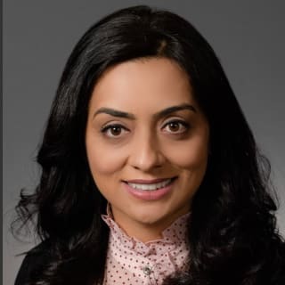 Neelofar Khan, MD, Nephrology, Islip, NY