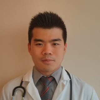 Supat Thongpooswan, MD, Rheumatology, Tampa, FL