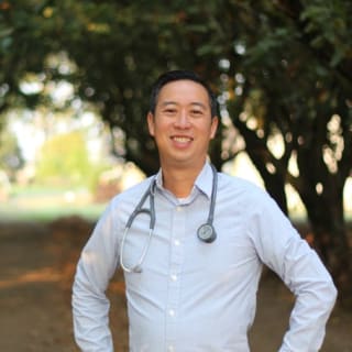 David Nguyen, MD, Family Medicine, Eugene, OR