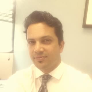 Dushyant Viswanathan, MD, Internal Medicine, Woodland Hills, CA, Lompoc Valley Medical Center