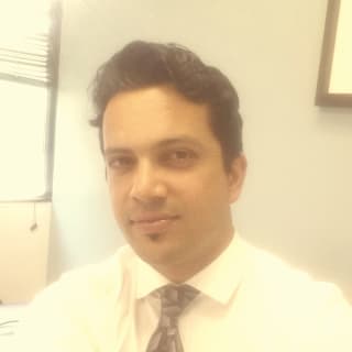 Dushyant Viswanathan, MD