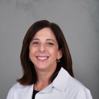 Rosalind Kaplan, MD, Internal Medicine, Philadelphia, PA, Reading Hospital