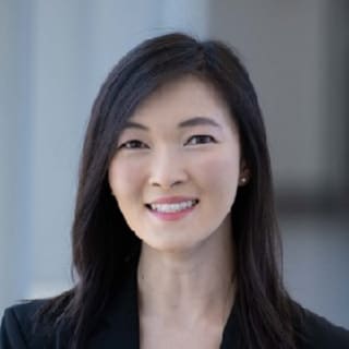 Vivian Pham, MD, Resident Physician, Saint Louis, MO