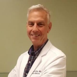 Charles Gelia, MD, Internal Medicine, Buffalo, NY