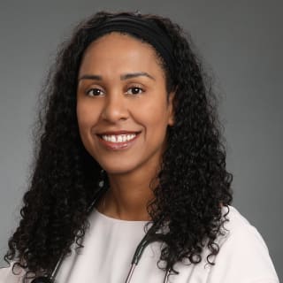 Nadezhda Gonzalez, MD, Family Medicine, Fort Myers, FL