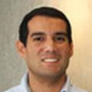 Esteban Verduzco, MD, Internal Medicine, Tulare, CA, Fresno VA Medical Center