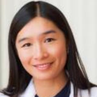 Doquyen Huynh, MD, Rheumatology, La Jolla, CA, Scripps Mercy Hospital