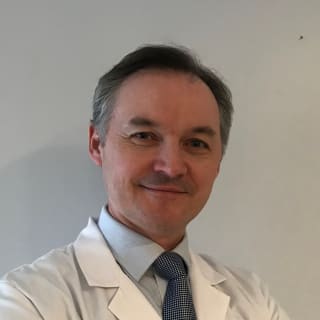 Jaroslaw Bernas, MD