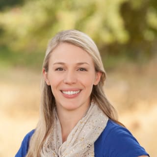 Lindsay (Carlson) Nourse