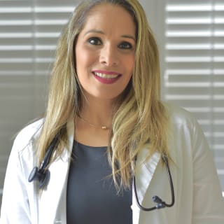 Maria Mogollon, Family Nurse Practitioner, Pembroke Pines, FL