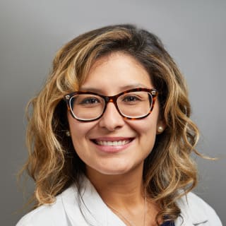Valerie Flores, MD, Obstetrics & Gynecology, Orange, CT, Yale-New Haven Hospital