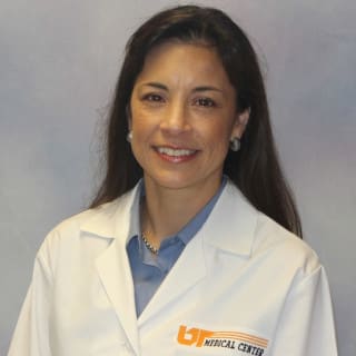 Lee (Jung) Carder, MD, Radiation Oncology, Knoxville, TN, University of Tennessee Medical Center