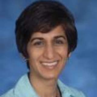 Vibha Thakral-Saalinger, MD, Internal Medicine, McLean, VA