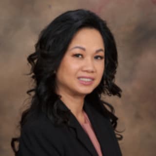 Thuy-Tien Dang, Family Nurse Practitioner, Kansas City, MO
