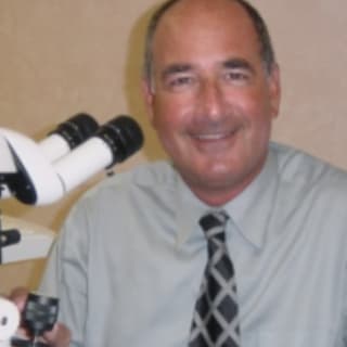 Robert Gross, MD, Ophthalmology, Wantagh, NY, North Shore University Hospital