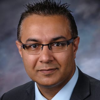 Sayed Shah, MD, Internal Medicine, Davenport, IA