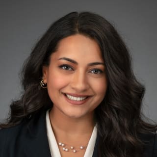 Sanjna Vinze, MD, Internal Medicine, Aurora, CO