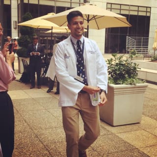 Travis D'Souza, MD, Internal Medicine, Renton, WA