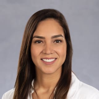 Lorena Flor, MD, General Surgery, Miami, FL