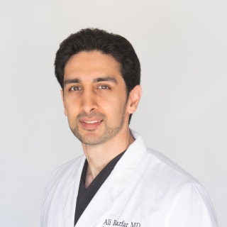 Ali Razfar, MD, Otolaryngology (ENT), Panorama City, CA