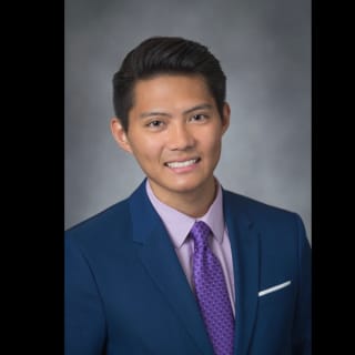 Kevin Isidro, MD, Internal Medicine, Phoenix, AZ