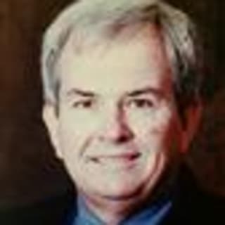 Michael Smelser, MD, Internal Medicine, Selmer, TN