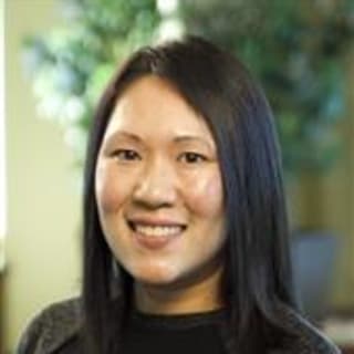 Thuy Hoang, MD, Family Medicine, Portland, OR