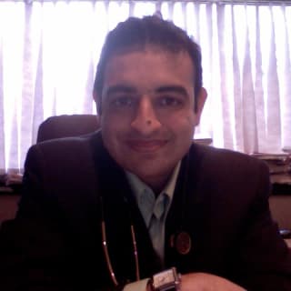 Vikas Desai, MD, Internal Medicine, East Islip, NY, South Shore University Hospital