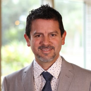Salvador Villanueva, MD