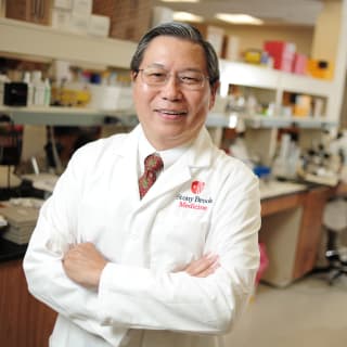 Vincent W. Yang, MD, Gastroenterology, East Setauket, NY, Stony Brook University Hospital