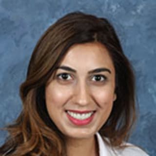 Rania Godil, MD, Internal Medicine, Sacramento, CA