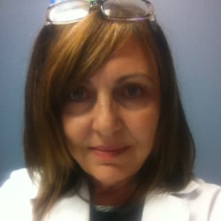 Julie Potzick, MD, Family Medicine, Winfield, IL, Northwestern Medicine Delnor Hospital