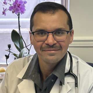 Kinan Knaish, MD, Internal Medicine, Columbia, MD