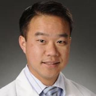 Minh Nguyen, MD, Internal Medicine, La Jolla, CA