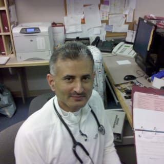 Mumtaz Husain, MD, Internal Medicine, Calcutta, OH, East Liverpool City Hospital