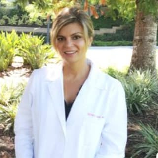 Victoria Cupic, MD, Family Medicine, Phoenix, AZ