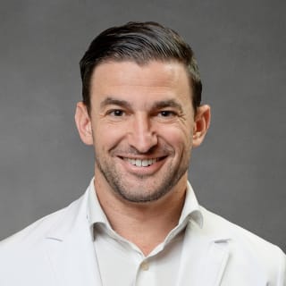 Taylor Nichols, MD, Emergency Medicine, Sacramento, CA