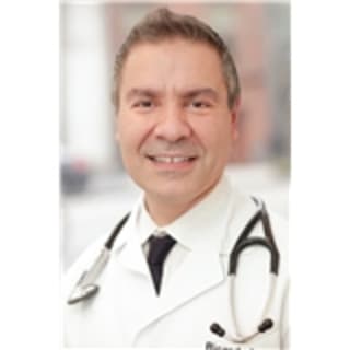 Ricardo Issa, MD, Internal Medicine, New York, NY