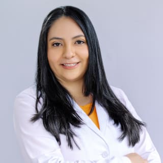 Maria Araceli Vera Nunez, MD, Internal Medicine, Cleveland, OH