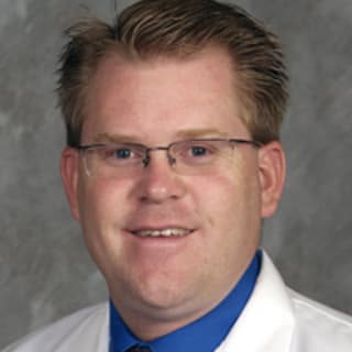 Kyle Luman, MD, Internal Medicine, Sacramento, CA