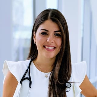 Amelia Bahamonde, MD, Family Medicine, San Diego, CA